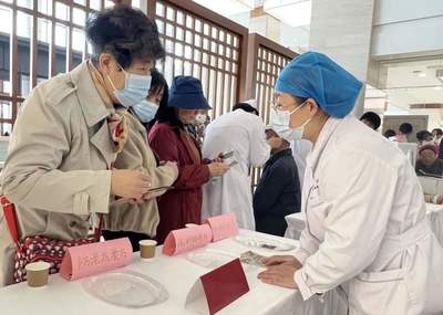 中医药文化盛宴启幕 健康服务惠及民众——第五届顺义区中医药健康文化节首日活动纪实